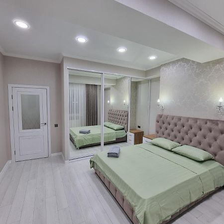 Grand Excelent New Ultra Central Apartments Chisinau Ngoại thất bức ảnh