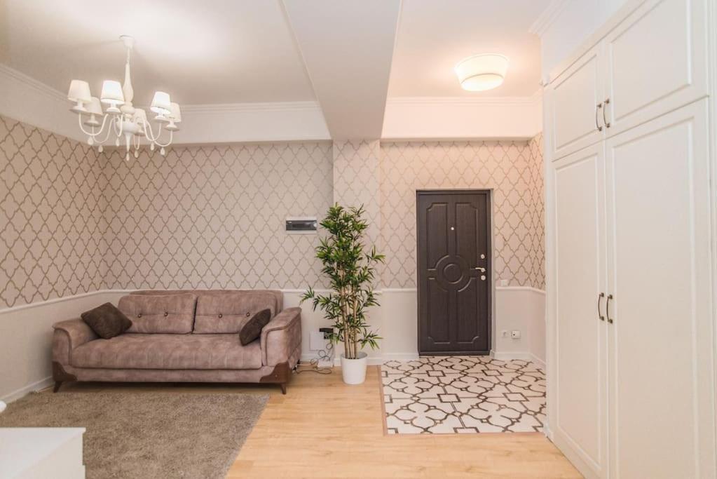 Grand Excelent New Ultra Central Apartments Chisinau Ngoại thất bức ảnh